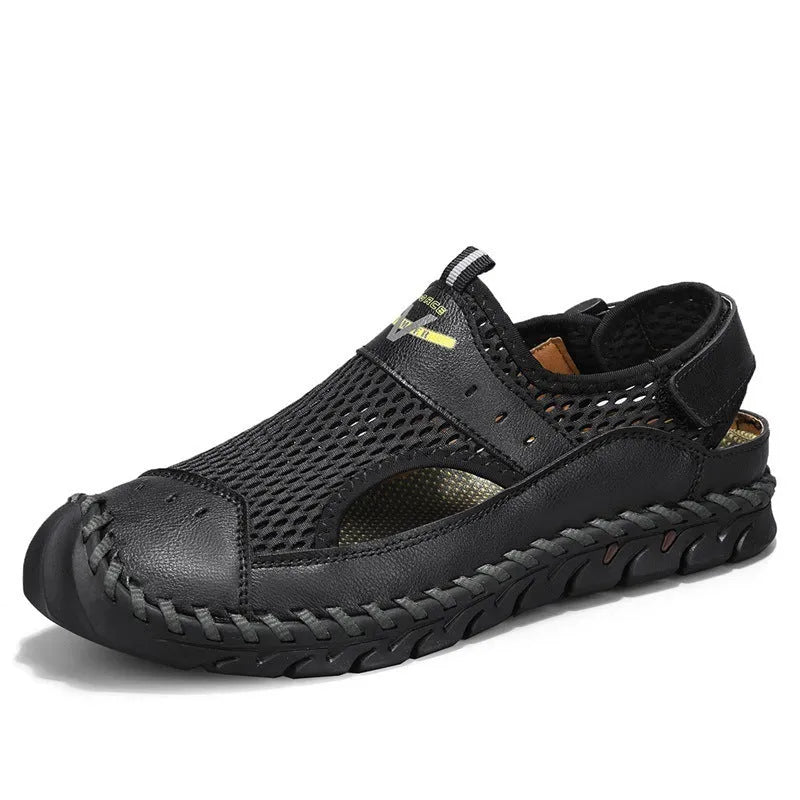 Men's brown leather low-top casual shoes with elastic band and round toe.