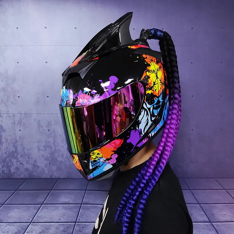 Couples' dirty braids full-face motorcycle helmet in Black Clown design, showing ABS shell.