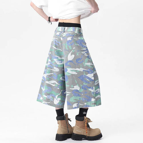 Camouflage cotton cropped trousers with front pockets and straight leg workwear style