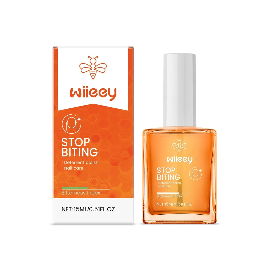 Nail anti-bite bitter nail water 15ml set with treatment solution and two nail files on a white background