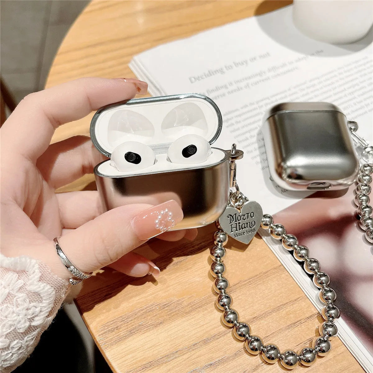 Matte plating TPU protective case for Apple AirPods Bluetooth headphones.