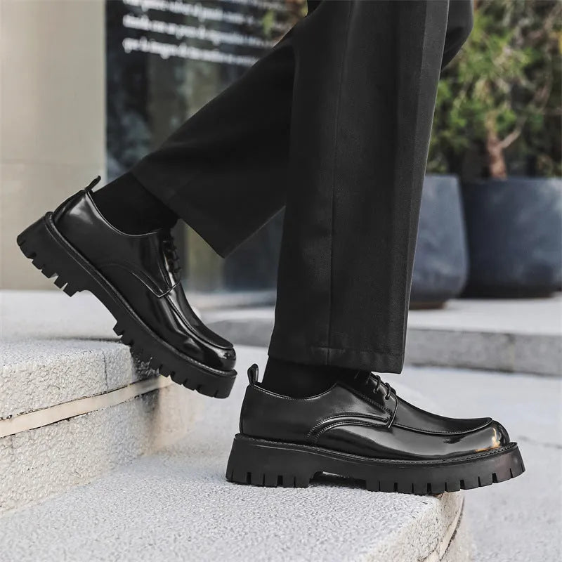 Platform height increasing casual leather shoes in black with round toe and front lace-up closure