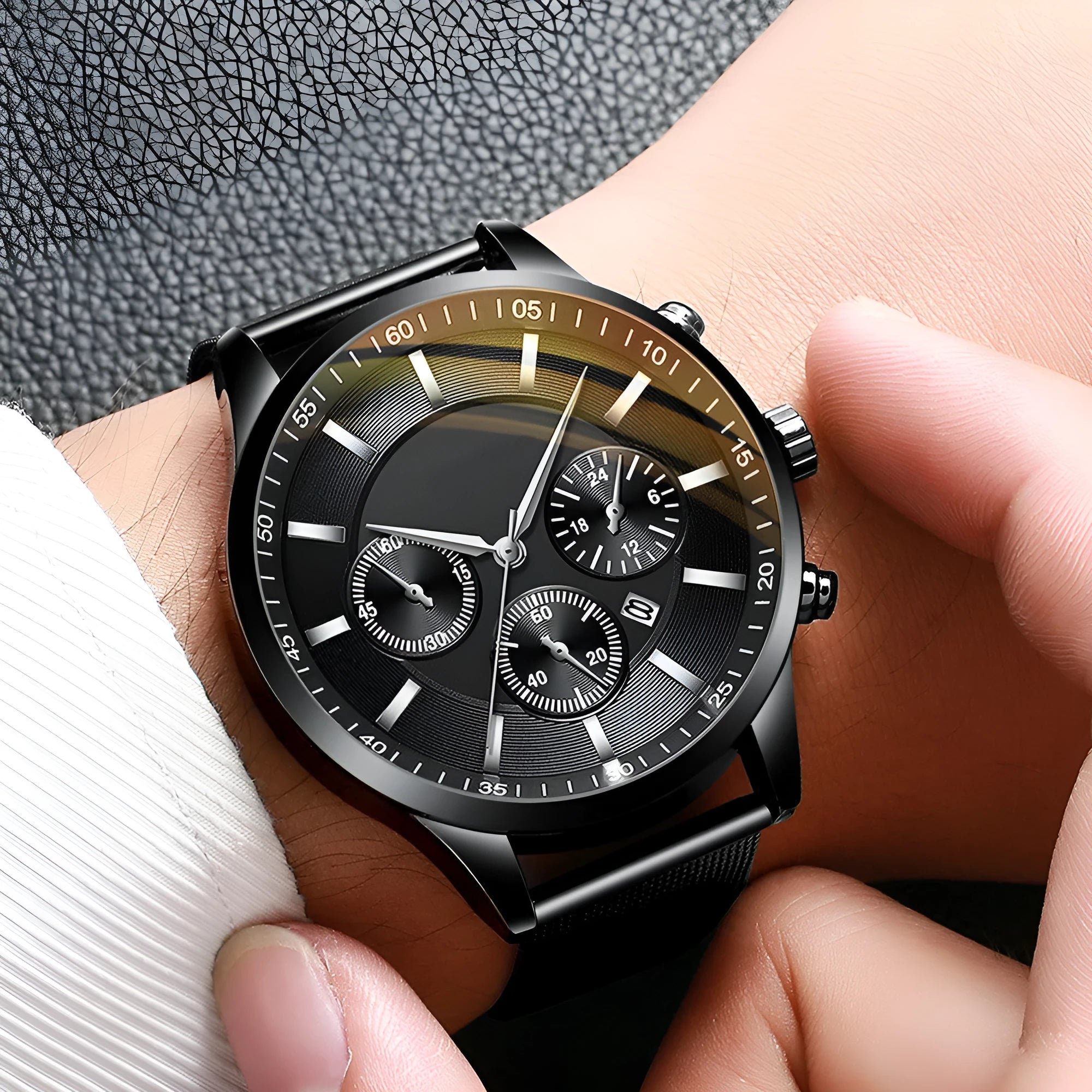 Mens fashion mesh strap waterproof watch with 43.5mm dial, mineral glass lens, and calendar feature in a silver finish