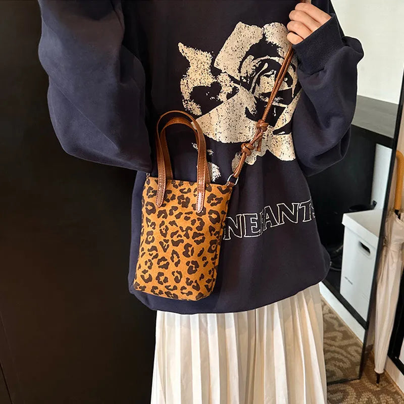 Women's retro leopard print PU crossbody bag square shape black gray brown
