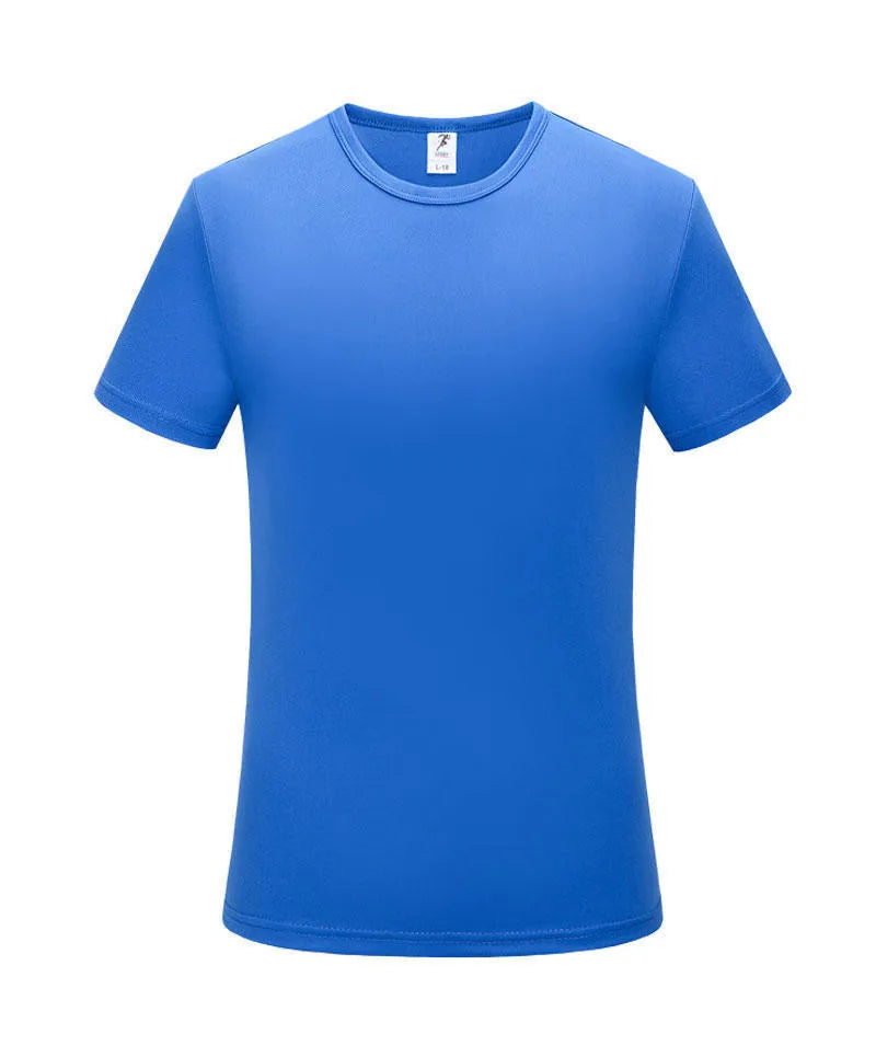Man wearing a slim fit short sleeve round neck T-shirt in a solid colour.
