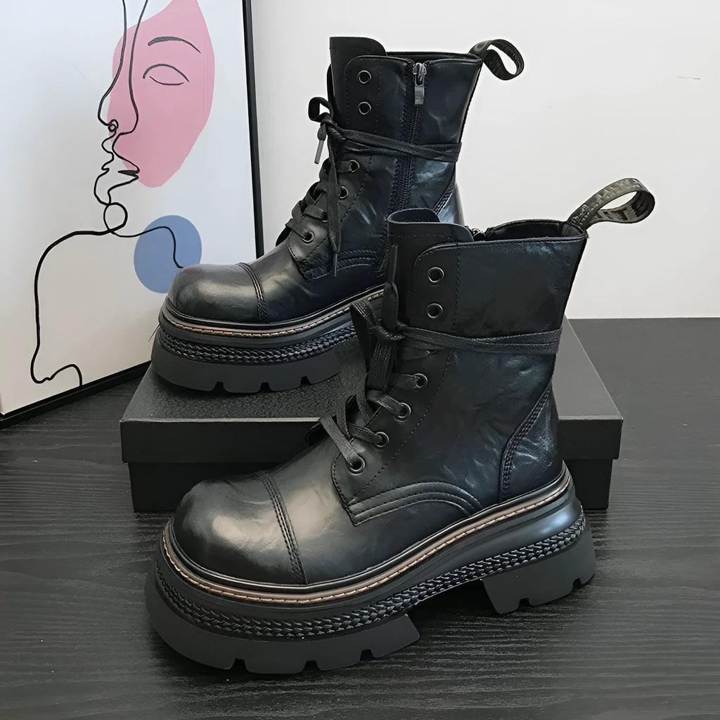 Women's black or brown ankle boots with 3-5 cm chunky mid heel, side zipper, waterproof platform, round toe, and rubber sole.