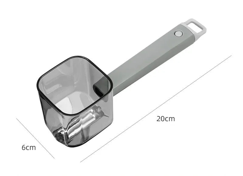 Creative single head stainless steel vegetable peeler with PP handle in green colour