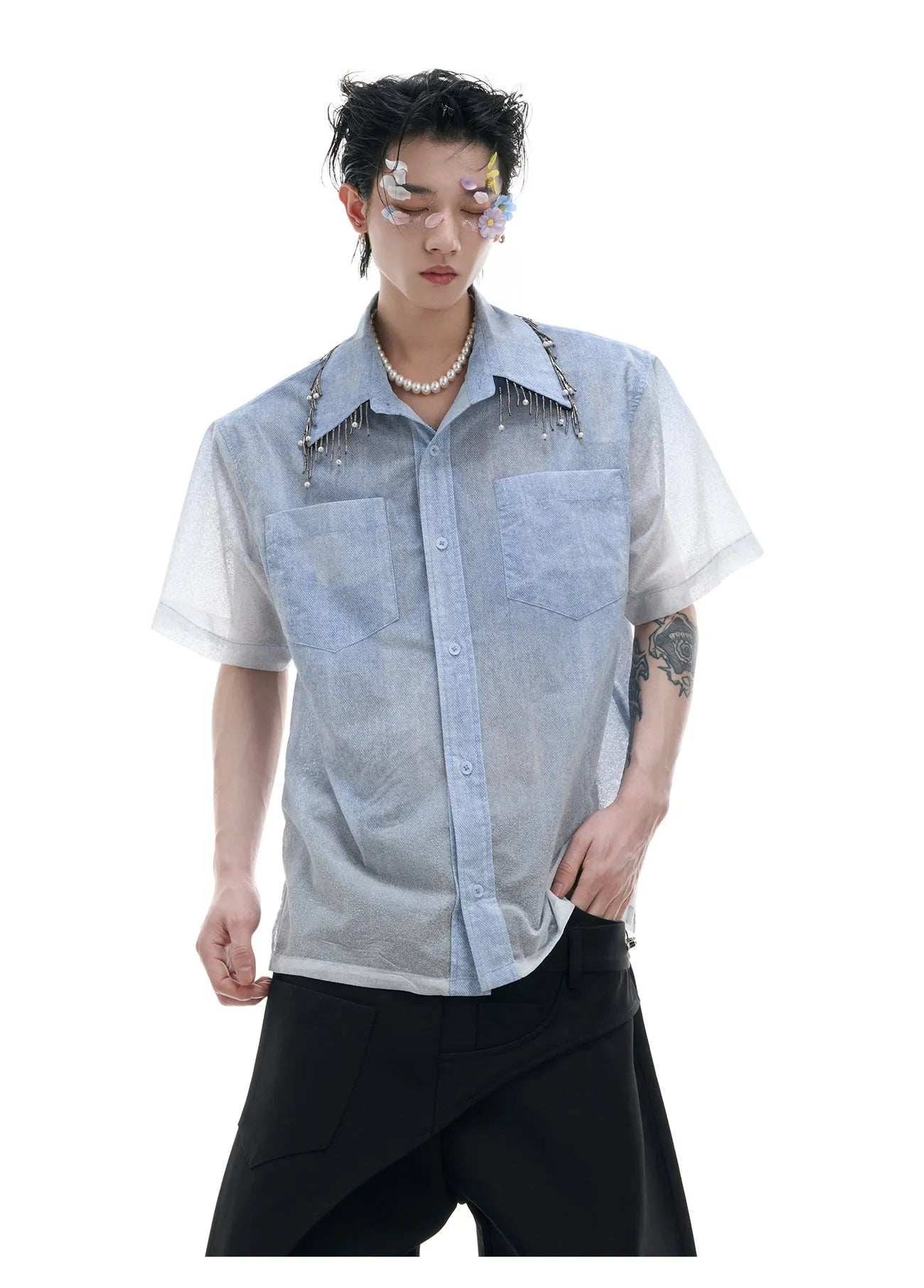 Men's loose fit blue and white gradient shirt with quilted pattern and short sleeves