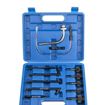 13-piece manual transmission oil refuelling kit with injector pump and connectors.
