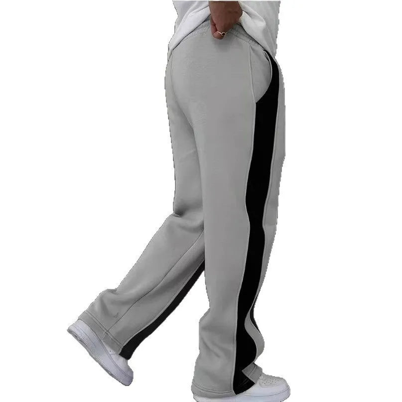 Straight sports pants in loose fit polyester with digital print, black on the back option