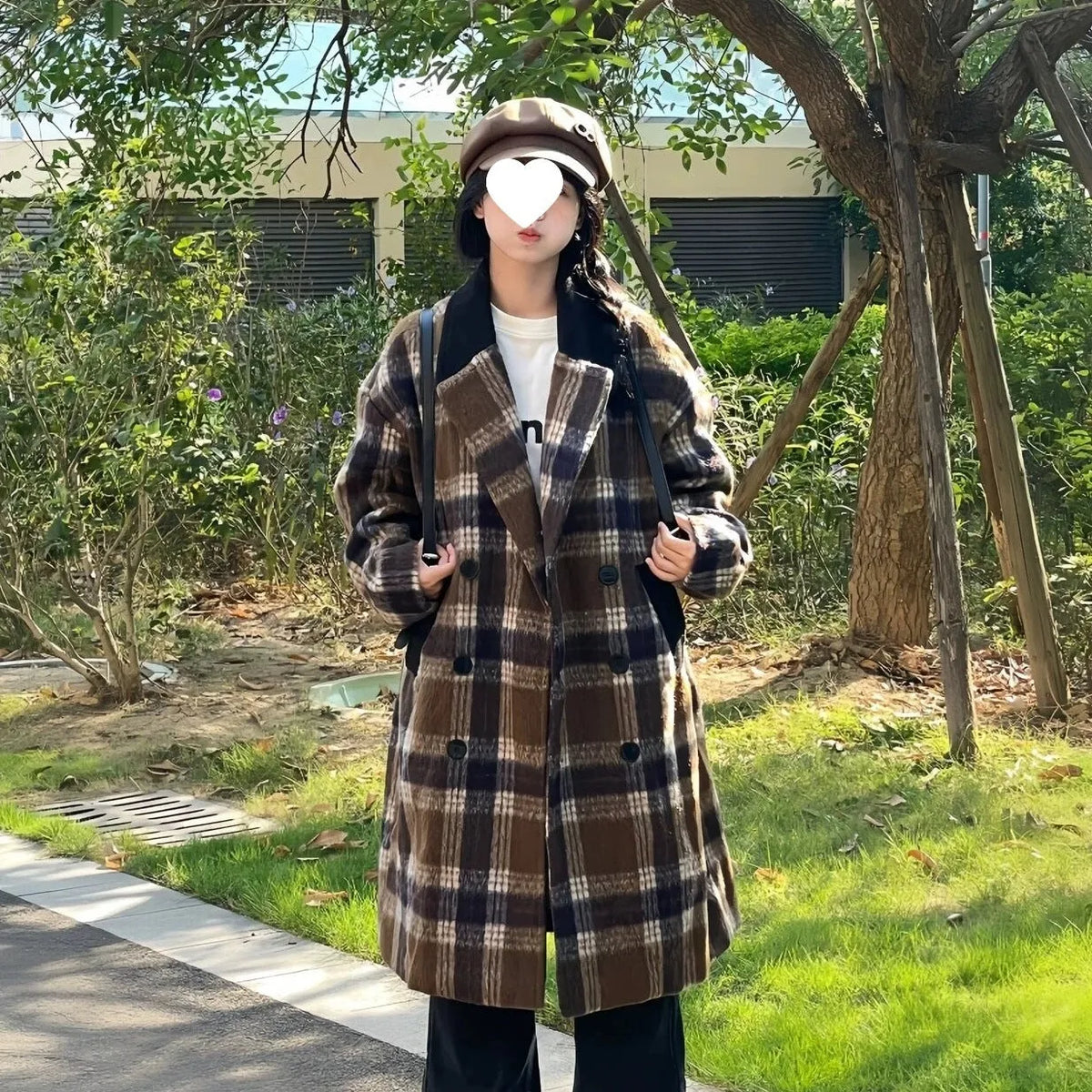 Women's Korean-style plaid coffee woolen overcoat with short straight fit and half sleeves