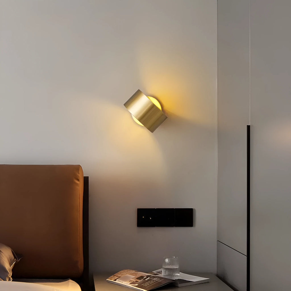 Modern simple style copper wall lamp in black or gold finish with plug.