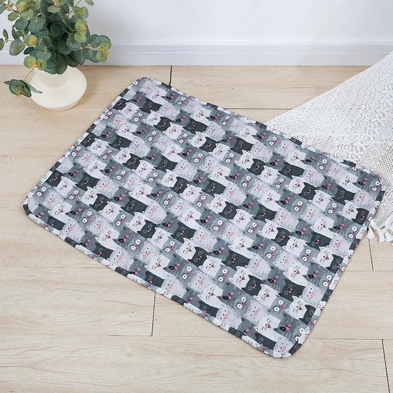 Reusable washable pet urine pad in animal world pattern with waterproof gasket
