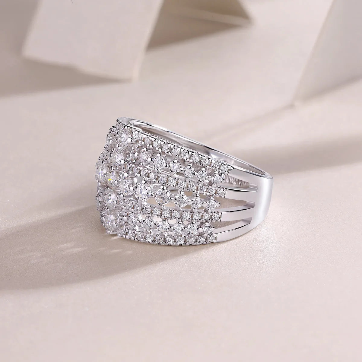 Ballet Of Time moissanite wedding ring set in platinum-plated S925 silver with gold colour option and gift box