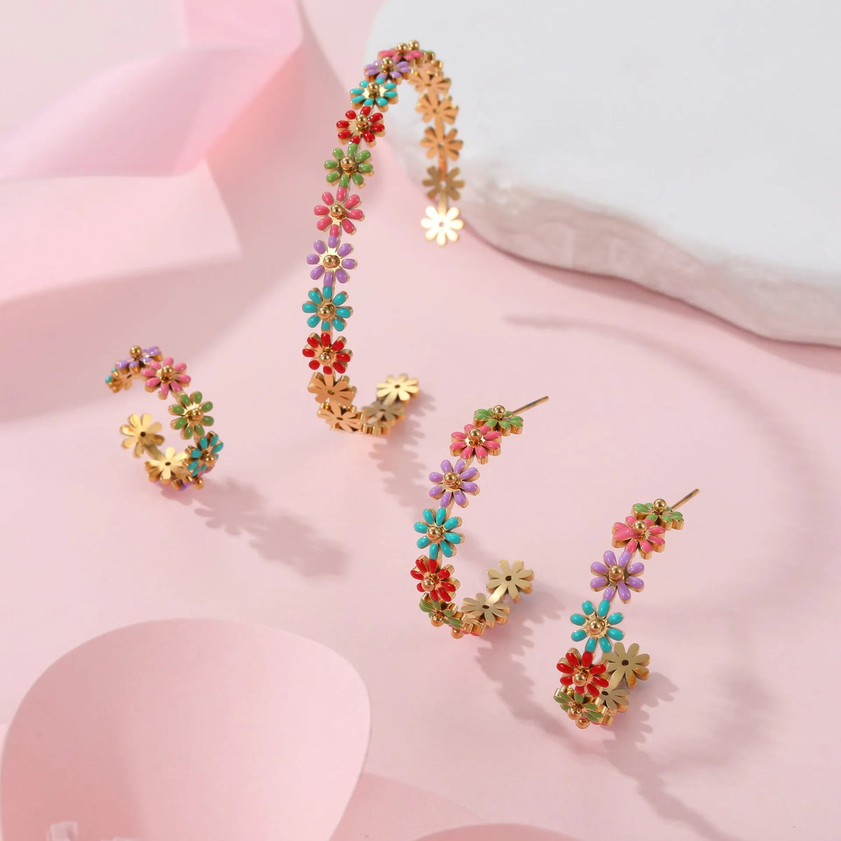Stainless steel flower bracelet with oil dripping colour and geometric design, electroplated fashion OL style for women