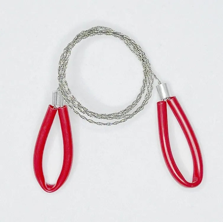 German stainless steel survival wire saw with leather case in black and red colour options.