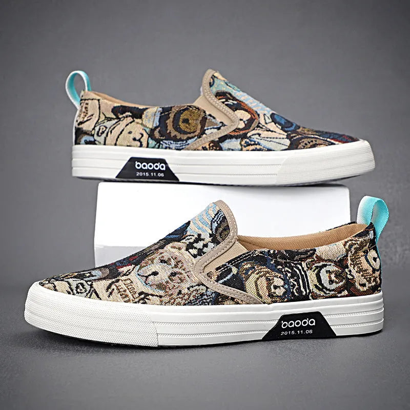 Casual canvas slip-on sneakers in khaki with vulcanised rubber sole and mesh lining