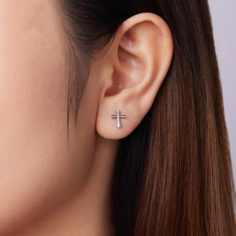 S925 sterling silver cross stud earrings for women, European and American style, colour SCE1967, one pair