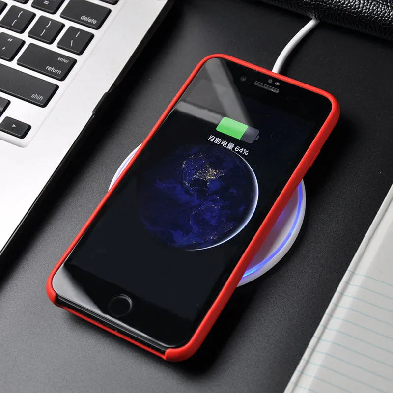 Round wireless charger with indication function in Black 10W