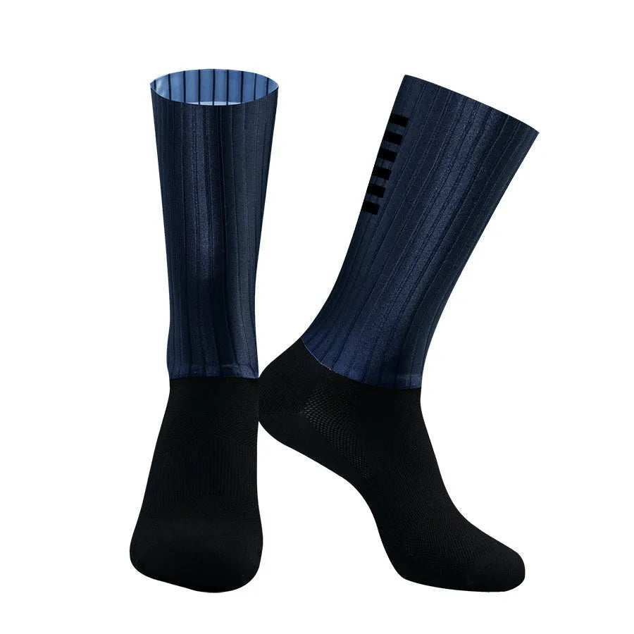 Cycling socks in chemical fibre blend fabric available in six colours for athletic sports