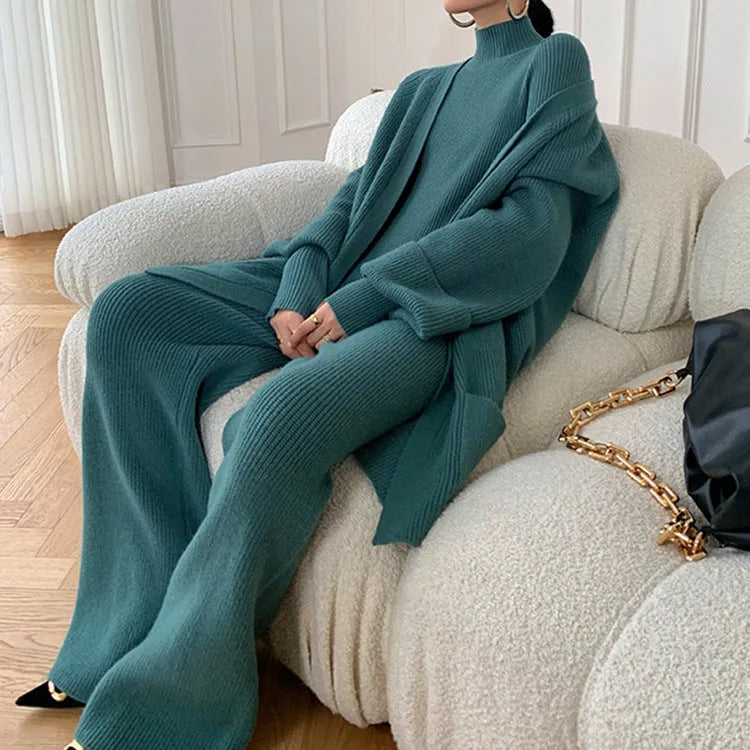 Women's knitted three-piece set with wide-leg pants, coat and leather stitching in apricot