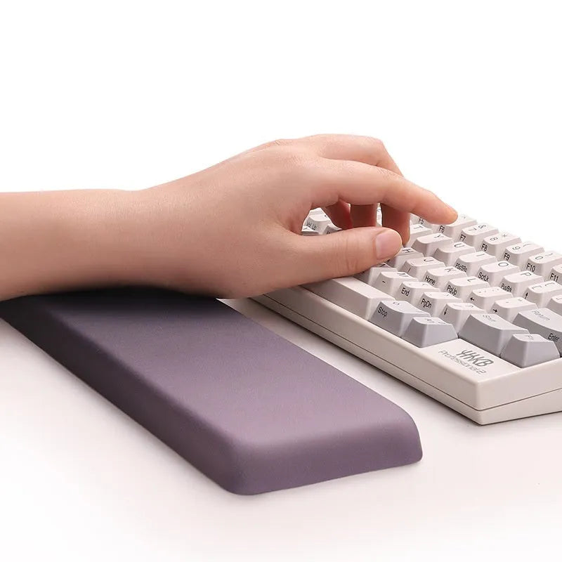 Square silica gel wrist rest mouse pad with non-slip cloth surface in blue colour