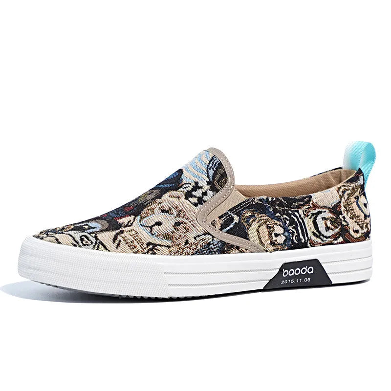 Casual canvas slip-on sneakers in khaki with vulcanised rubber sole and mesh lining