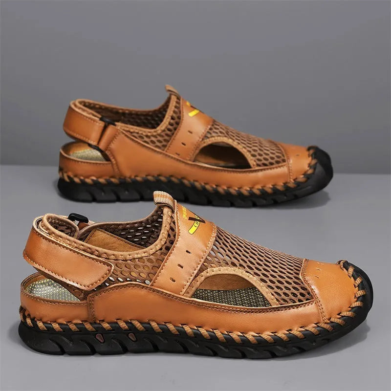 Men's brown leather low-top casual shoes with elastic band and round toe.