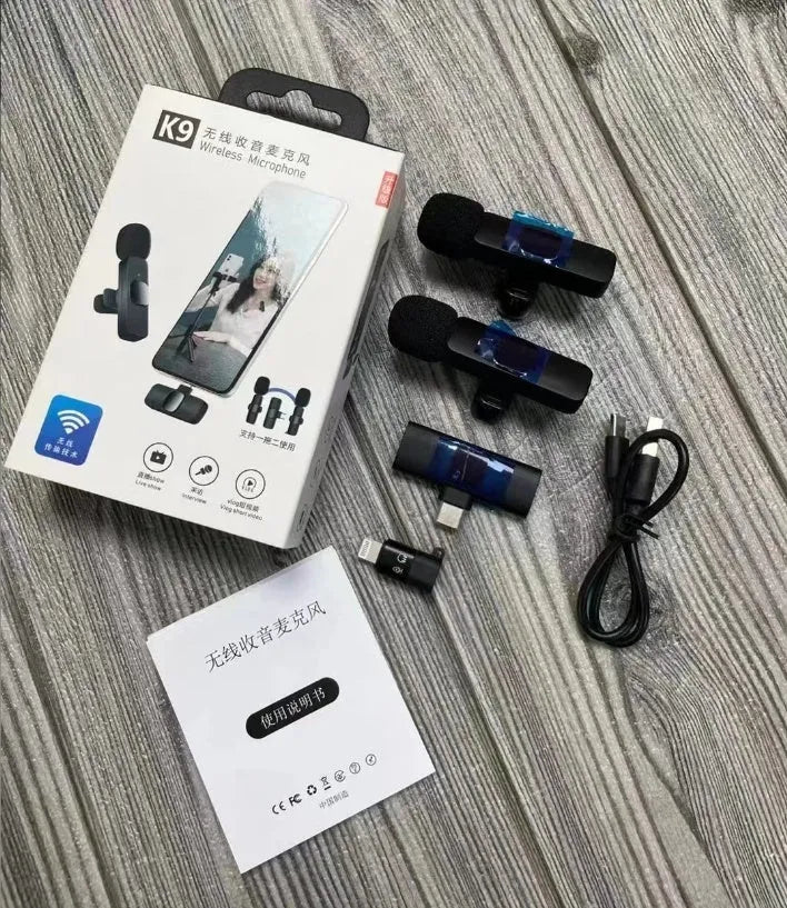 Wireless collar clip microphone for outdoor video recording with multiple interface connection options