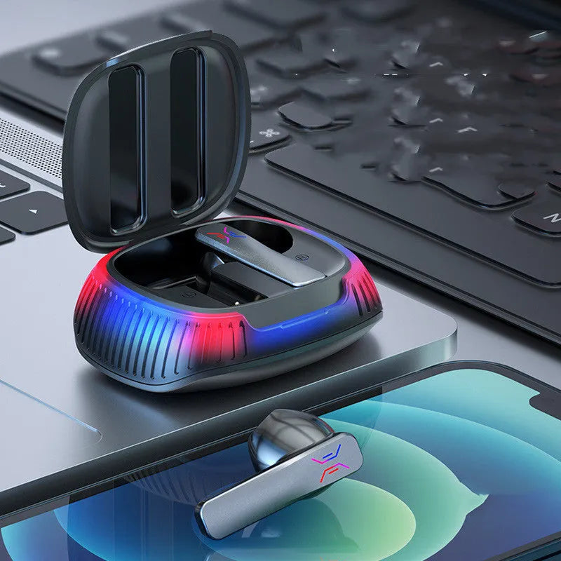 Hall Flashing wireless gaming earplug headset in black or white with Bluetooth 5.0 and 120H battery.